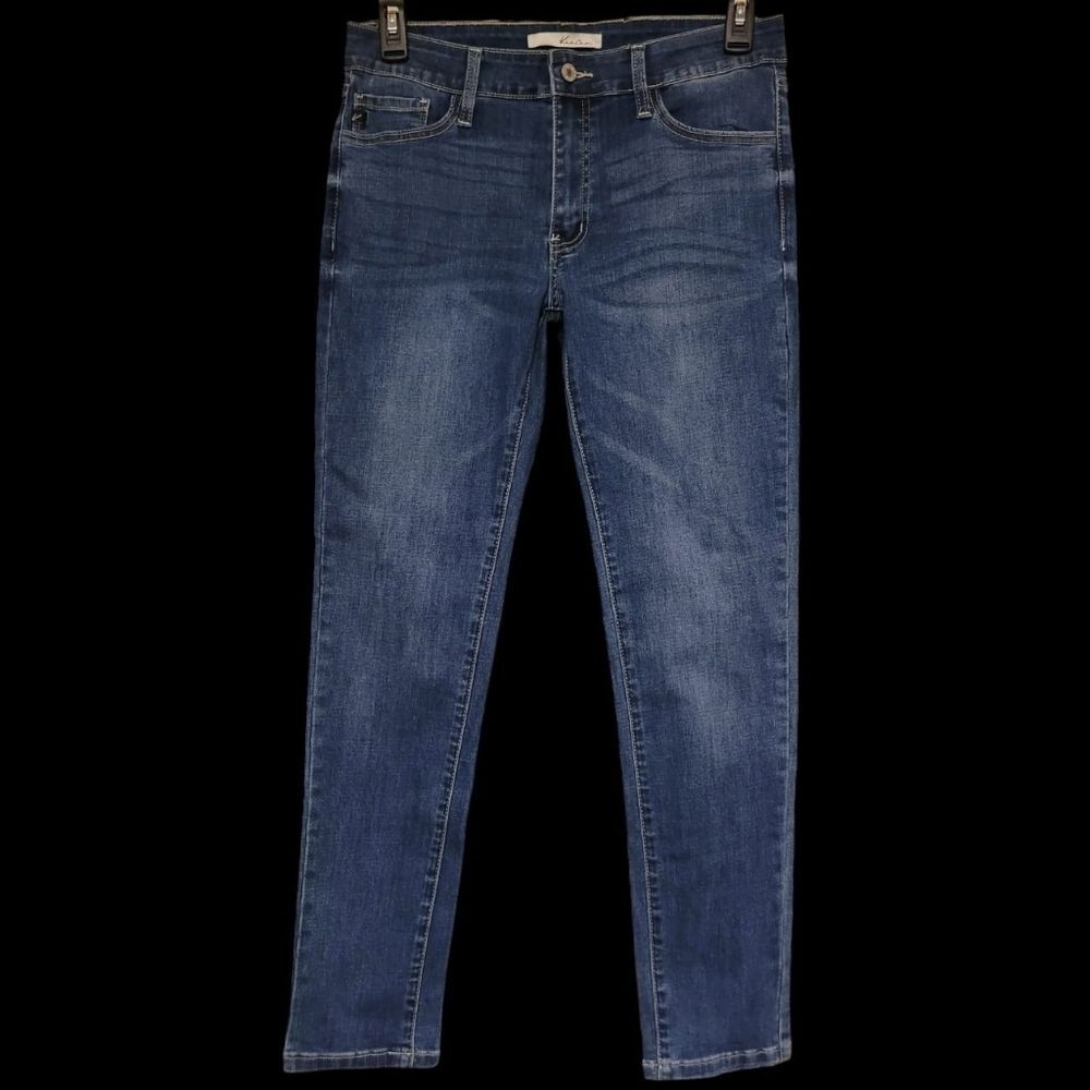 KanCan Jeans Womens Size 9 / 28 Dark Wash Slim Straight, Measures 31x29
